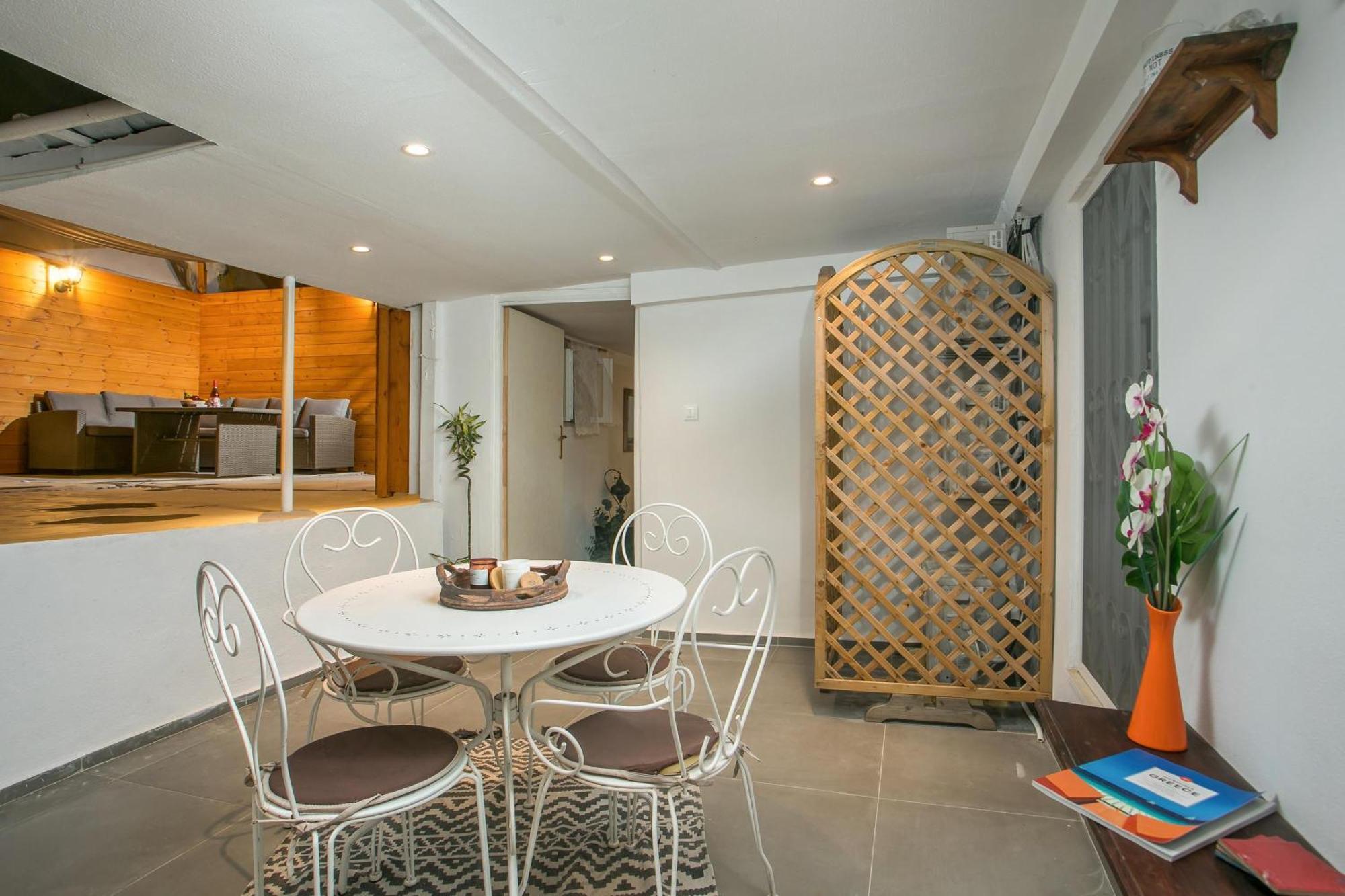 Iriada House Rhodes City ภายนอก รูปภาพ