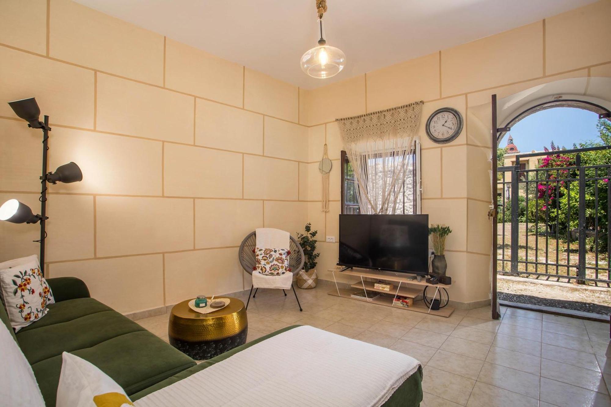 Iriada House Rhodes City ภายนอก รูปภาพ