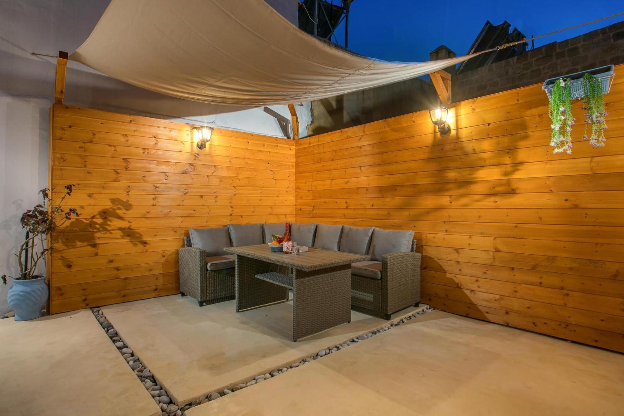 Iriada House Rhodes City ภายนอก รูปภาพ